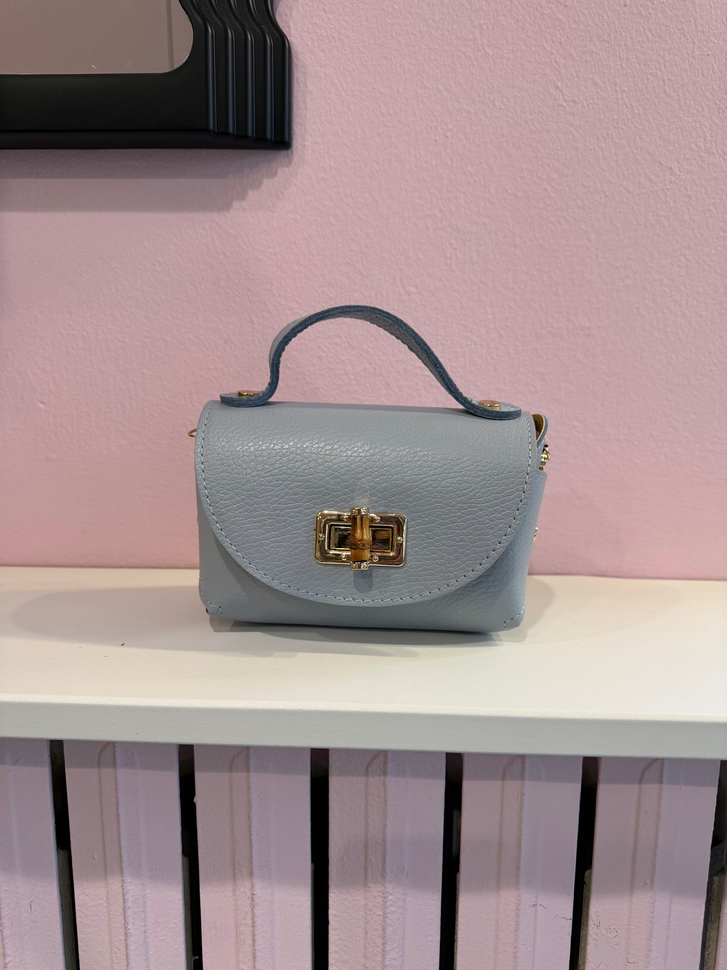 Borsa Anita
